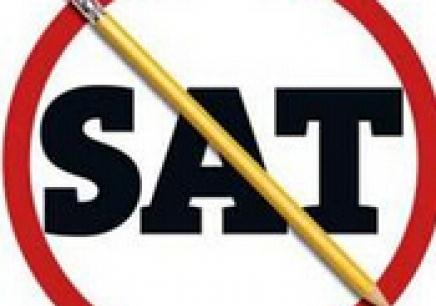 美国大学要求新SAT还是旧SAT成绩？